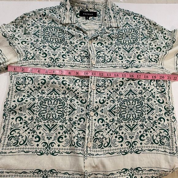 PacSun Green Bandana Print Button Down Shirt Men’s Medium – Short Sleeve Casual - Picture 4 of 9